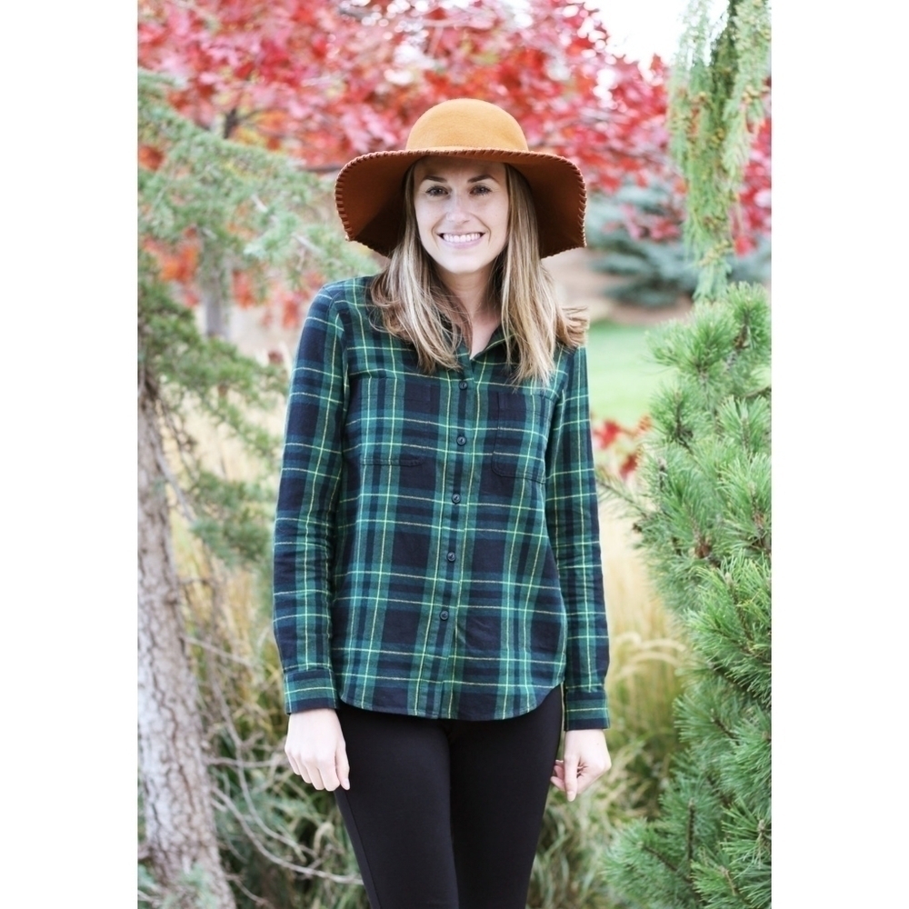 Madewell Plaid Button Up Top Green Blue Flannel Shirt Womens Small Long Sleeve